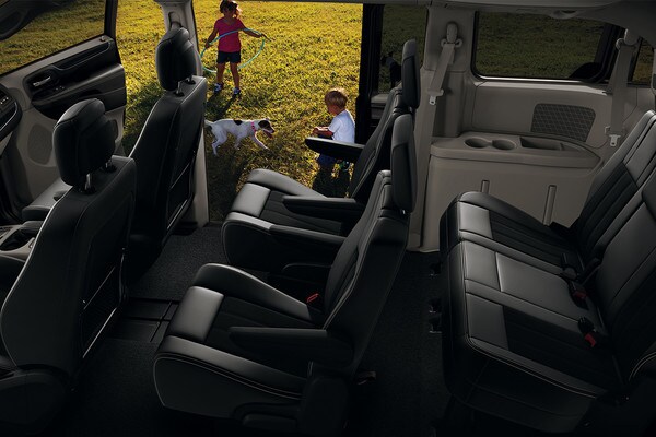2020 Grand Caravan Interior With Children Playing 2020 Grand Caravan Interior With Children Playing