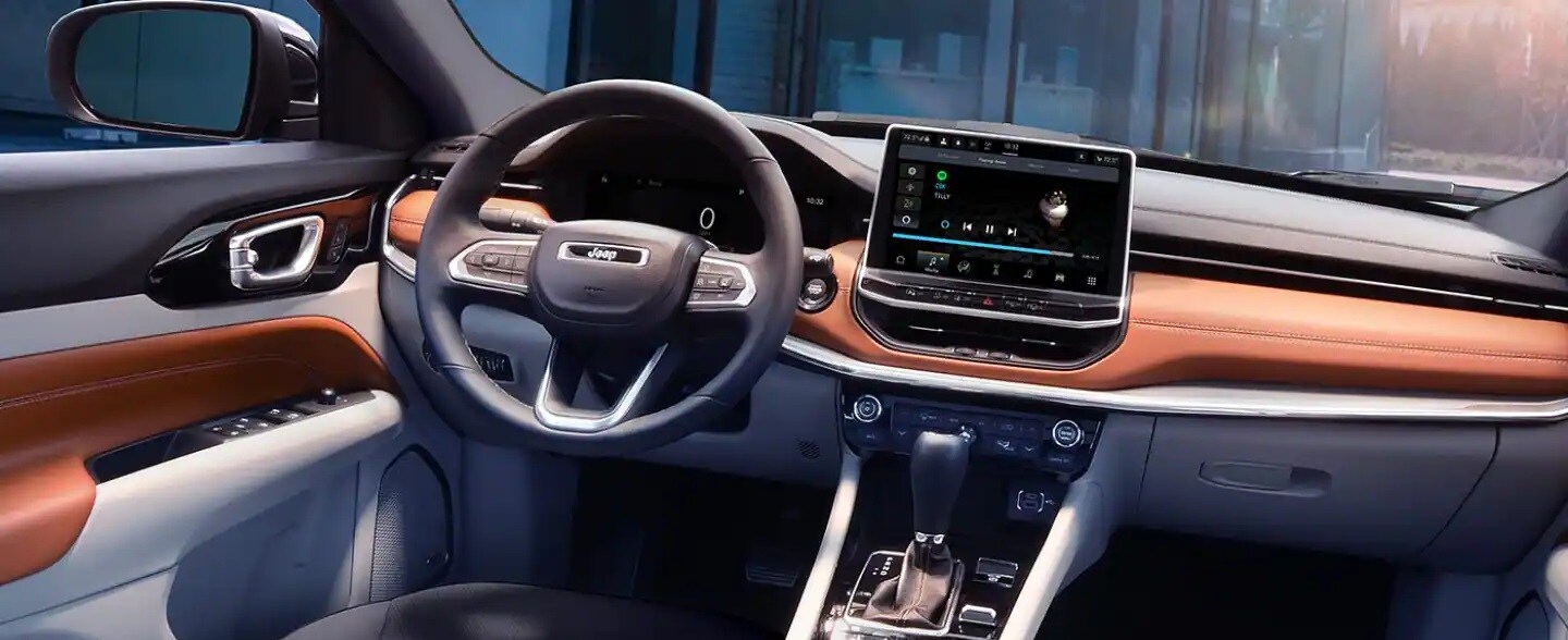 2023 Jeep Compass interior