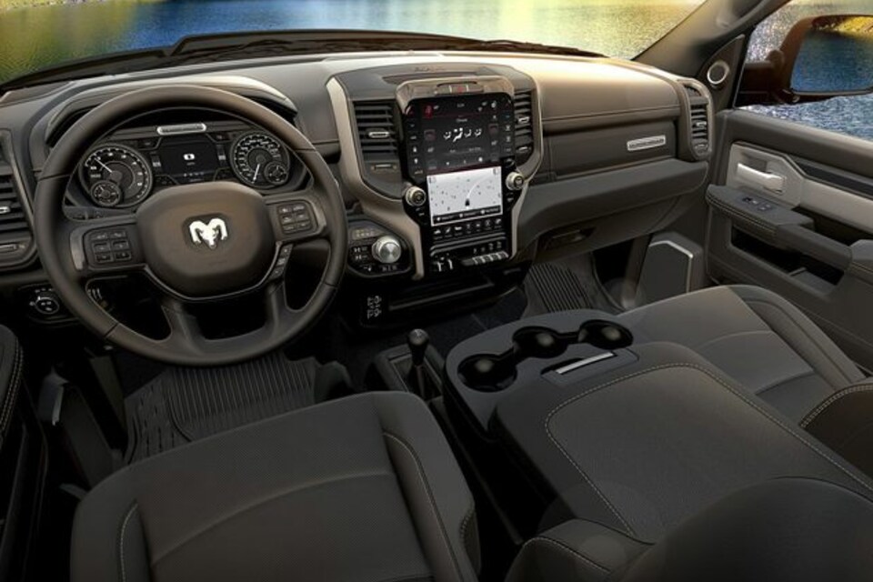 2020 Ram 3500 Interior (640×480).png