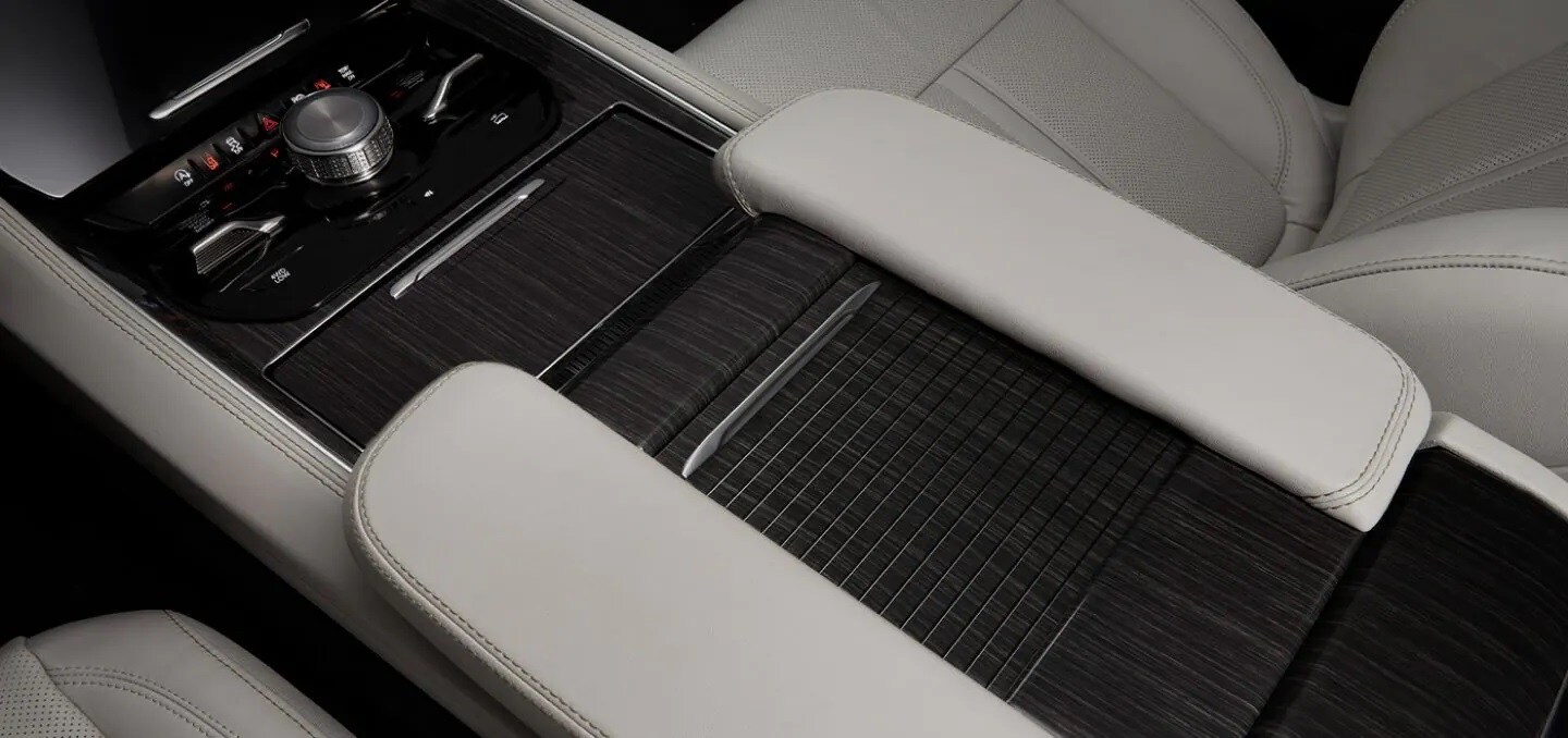 2022 Wagoneer Interior