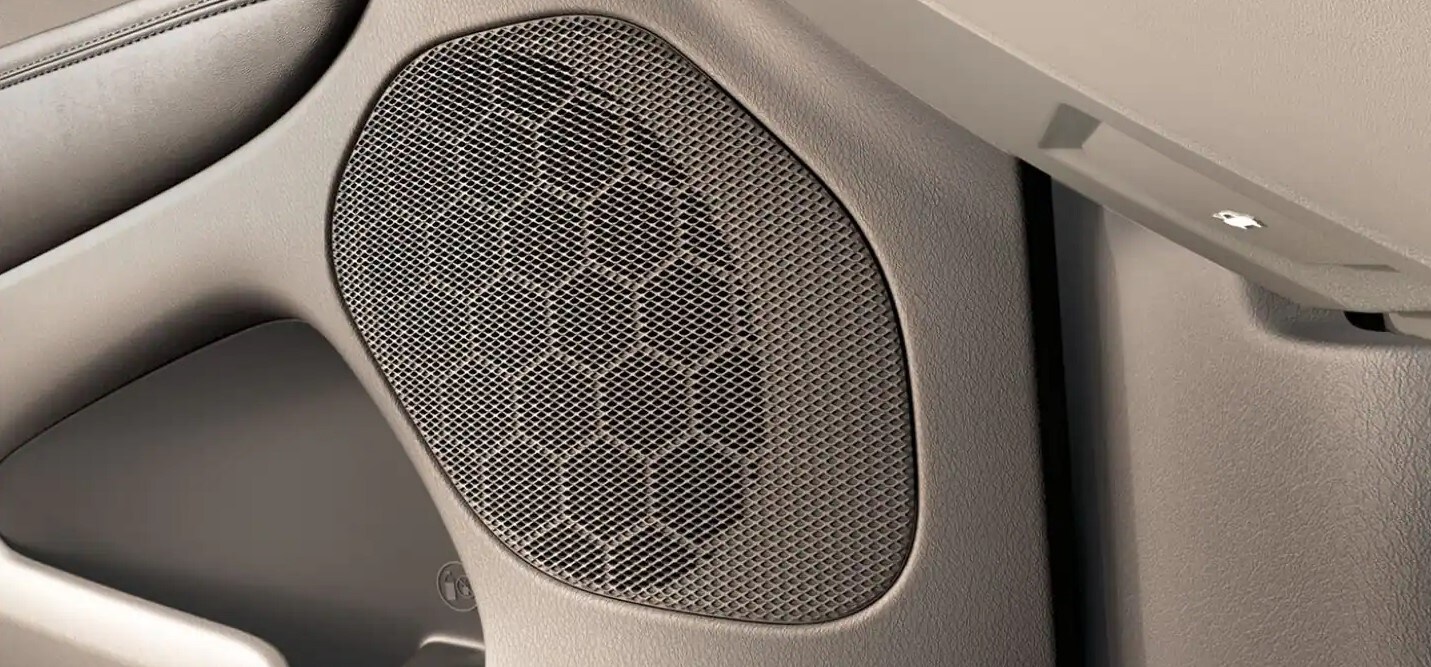 2022 Jeep Grand Cherokee WK Speakers