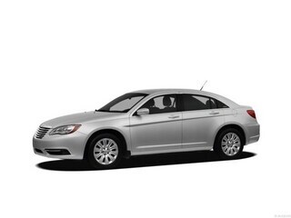 2012-chrysler-200.jpg