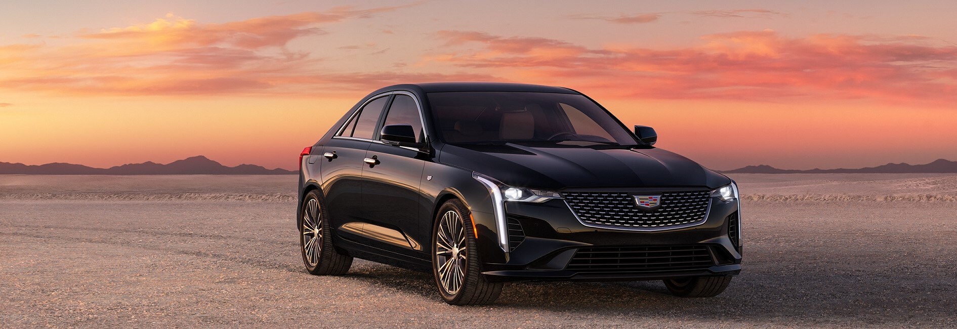 2023-Cadillac-CT4-PremiumLuxury-Sedan-L01-b.jpg