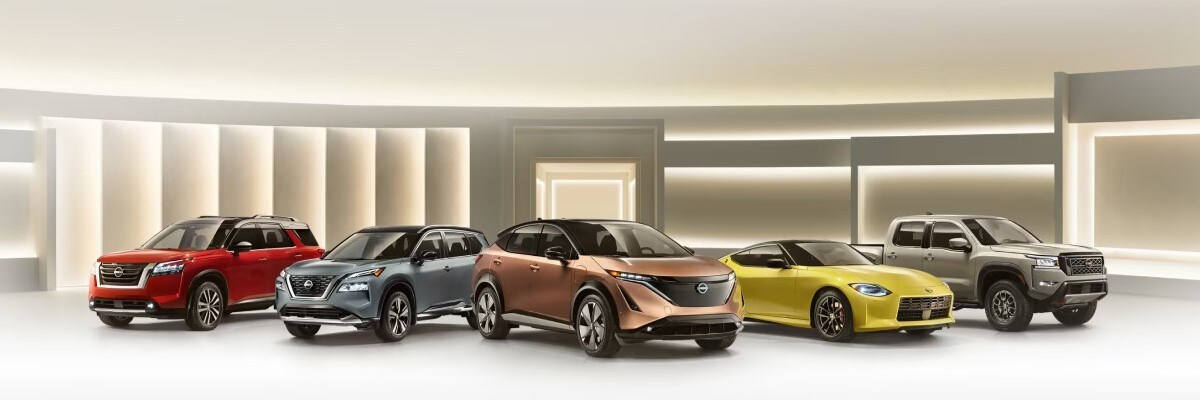 https://pictures.dealer.com/c/centralhoustonnissan4/0945/b0164a844baf6286a49091abfb7b339cx.jpg