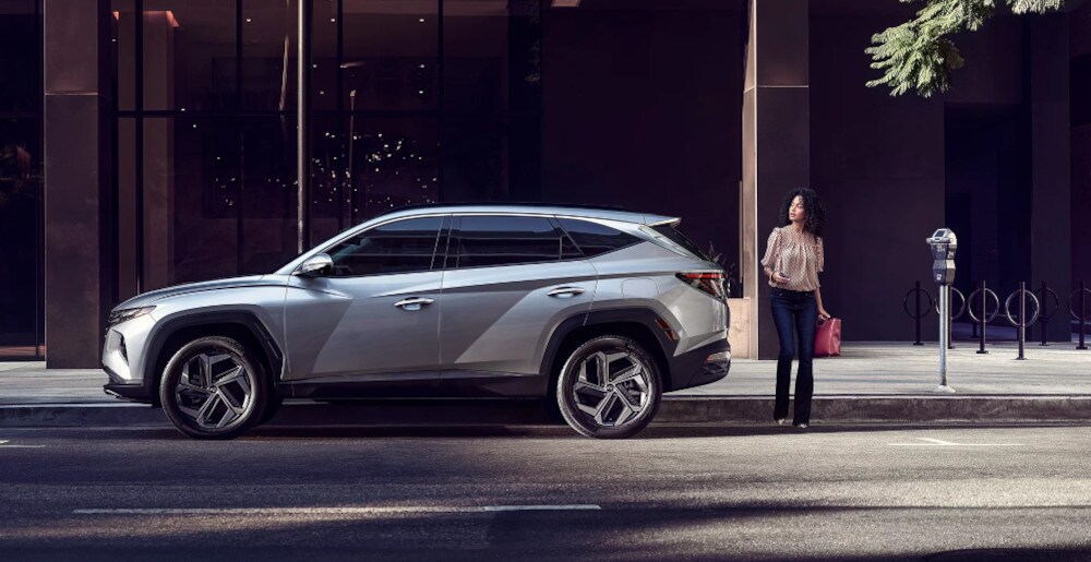 2024-hyundi-tucson-research-center.jpg 2024 Hyundai Tucson parked