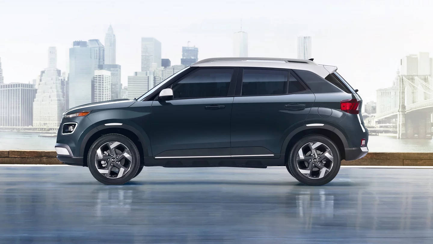 2024 Hyundai Venue side view