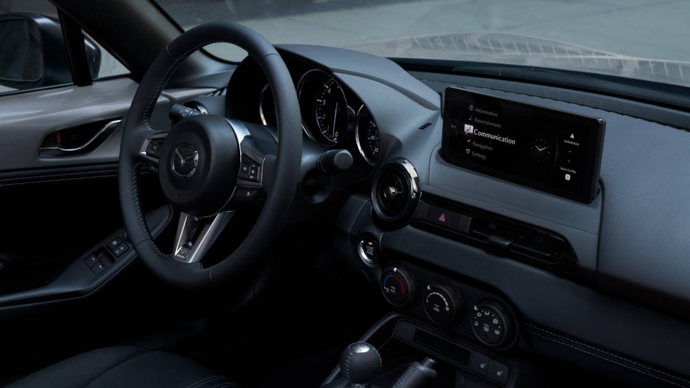 2025 Mazda MX-5 Miata RF interior