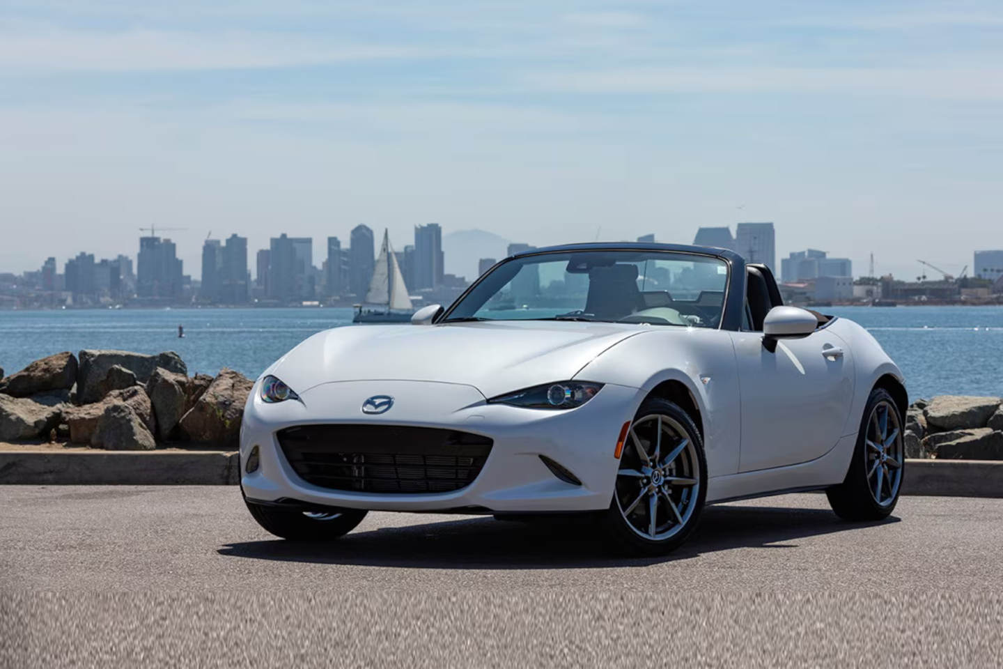 2022 Mazda MX-5 Miata parked front view
