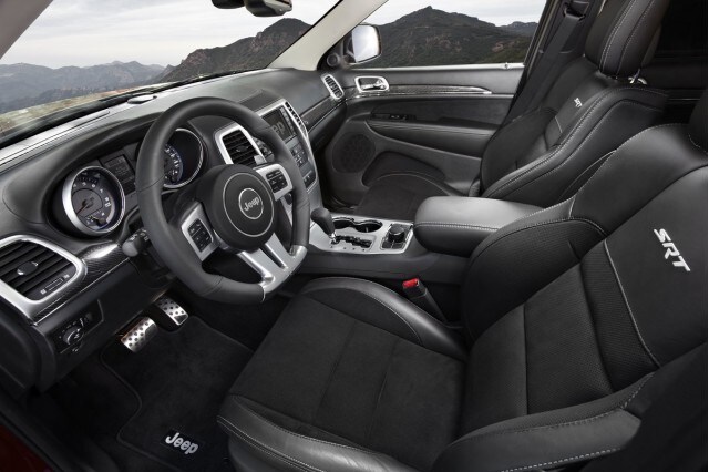 2012-jeep-grand-cherokee_interior