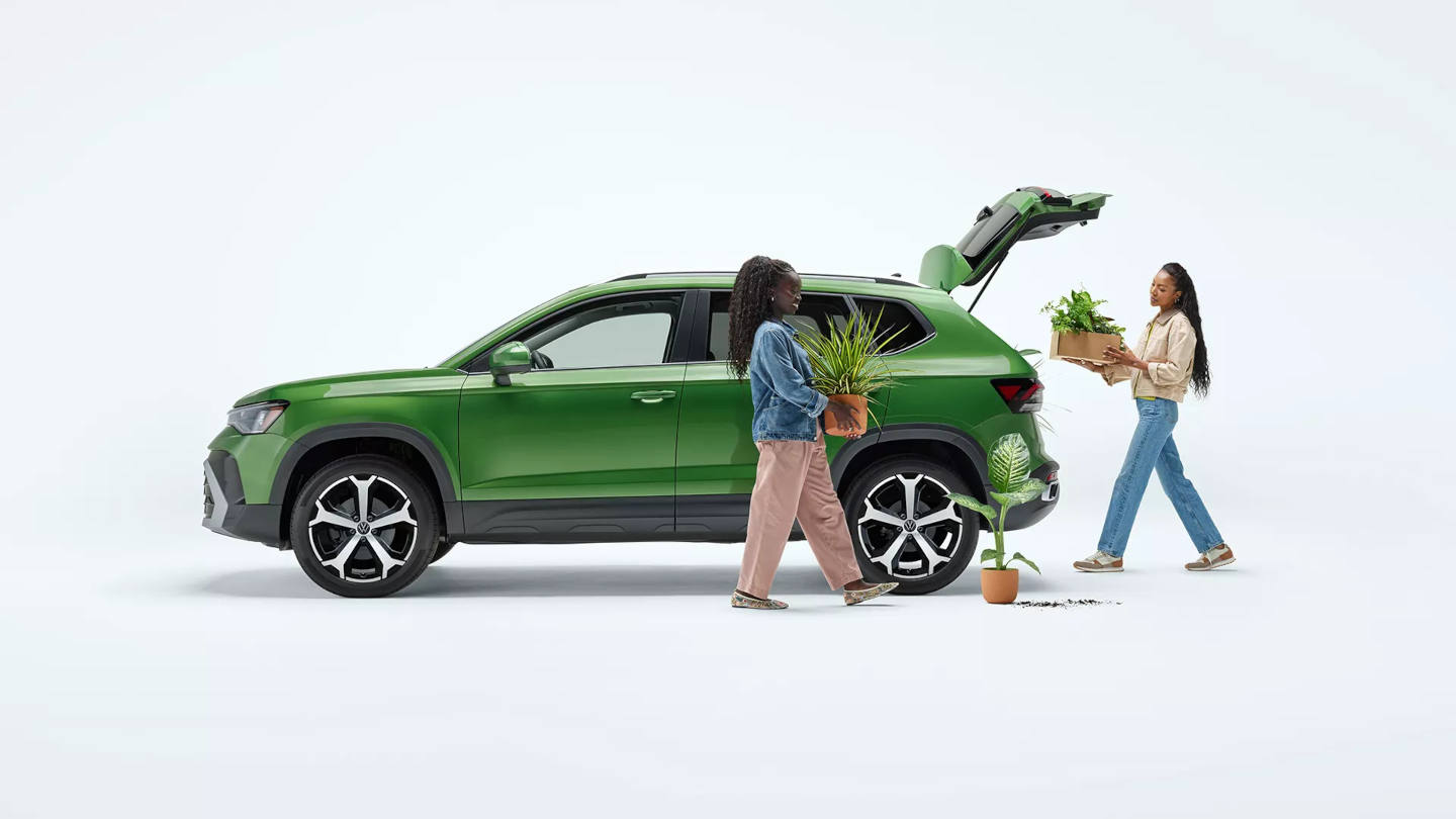 2025 Volkswagen Taos parked