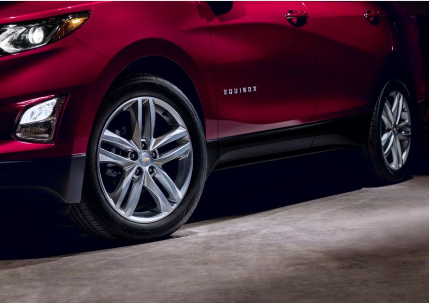 2021 Chevy Equinox Close Up.JPG