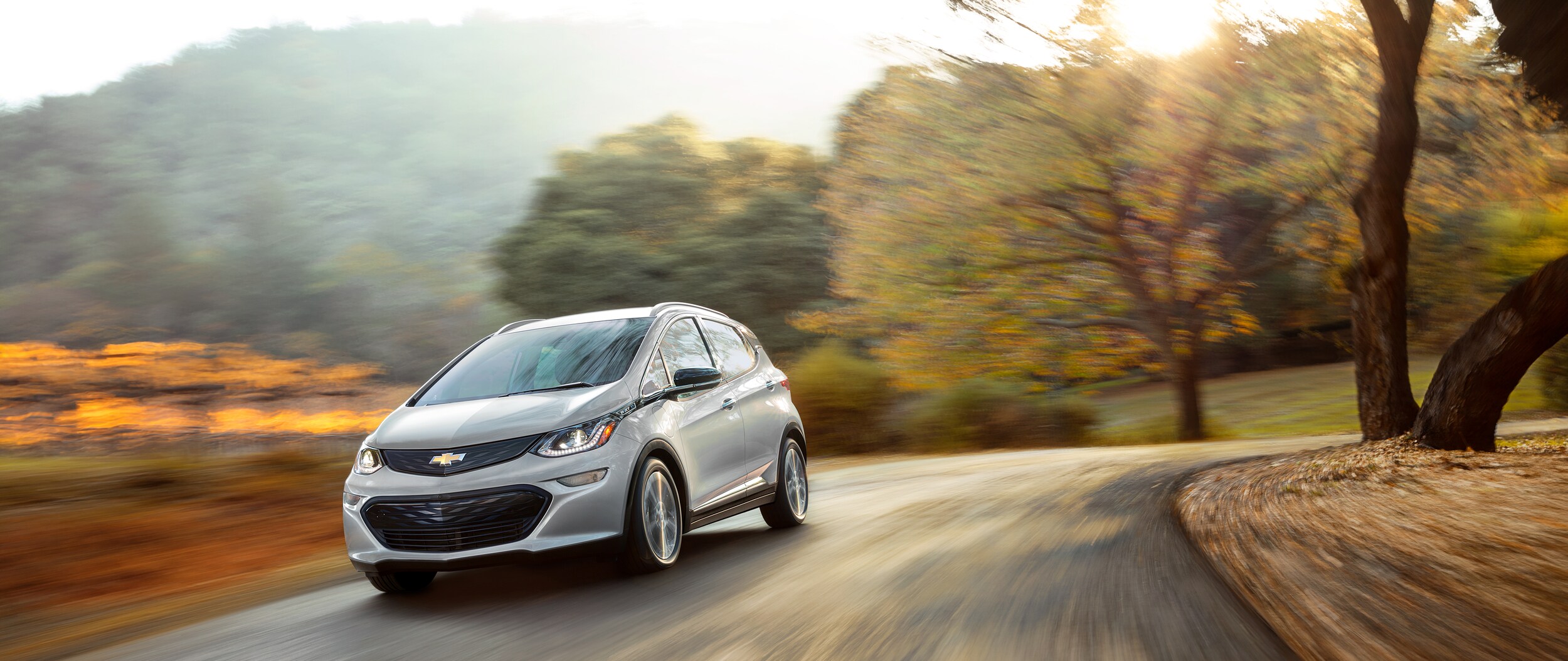 2021-Chevrolet-BoltEV-Premier-Hatchback-L01.png