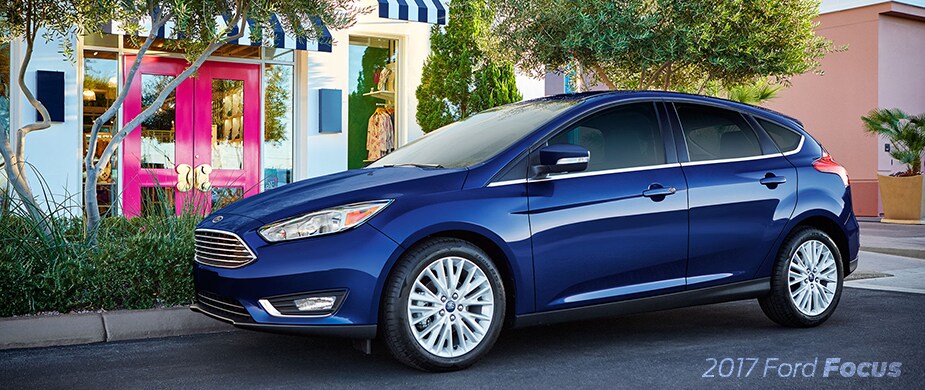 CenturyFord_17FordFocus_Header.png
