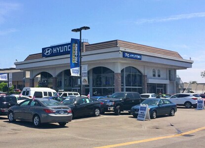 NRHyundai_DealerPhoto.jpg