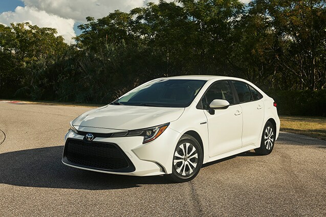 St-Hubert Toyota Corolla 2020 Hybride.jpg