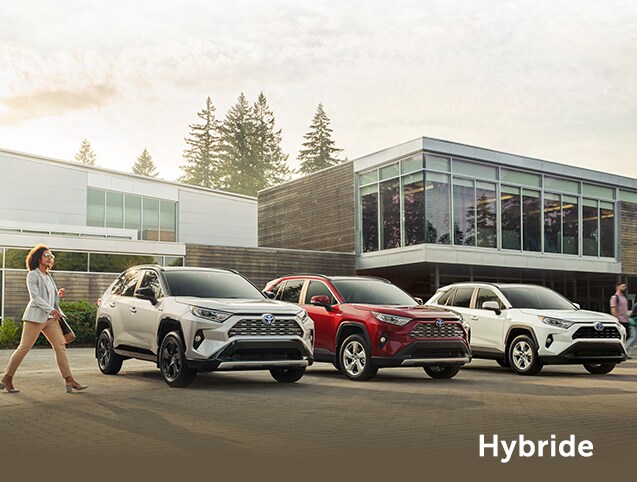 St-Hubert Toyota RAV4 2019 Hybride.jpg