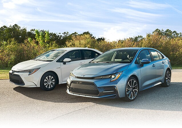 St-Hubert Toyota Corolla 2020 et Corolla Hybride 2020.jpg