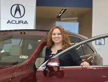 Staff member Julie Benitez from ID_250d4599689b