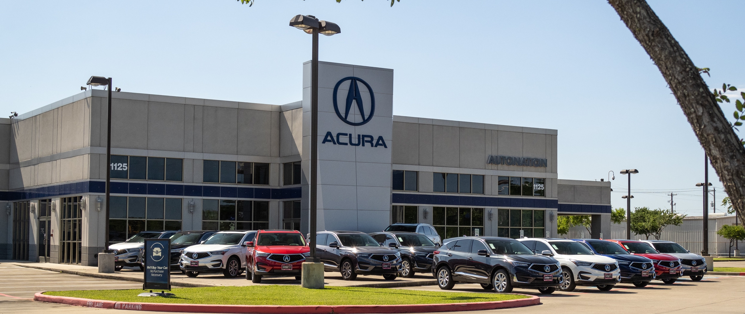 AutoNation Acura Gulf Freeway Exterior view of AutoNation Acura Gulf Freeway
