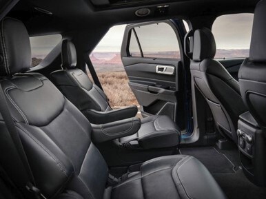 2020 Ford Explorer Back.jpg
