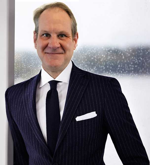 hardy-pin-suit-.jpg