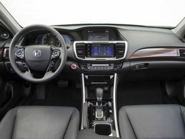 2017 Honda Accord hybrid interior dashboard and steering wheel.jpg