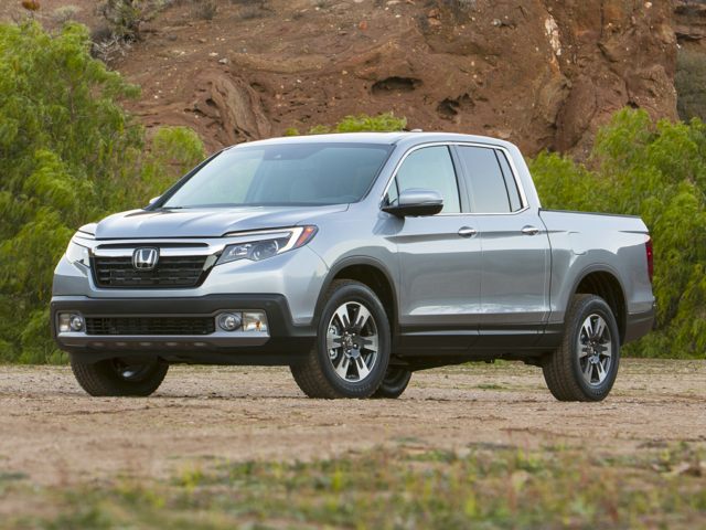 2019 Honda Ridgeline RT FWD truck exterior.jpg