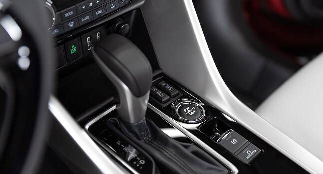2022 Mitsubishi Eclipse Cross Interior - Style 2022 Mitsubishi Eclipse Cross Interior - Style
