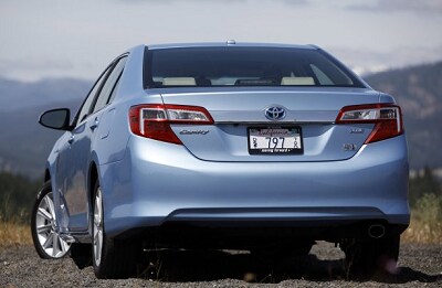 2012 camry hybrid rear.png