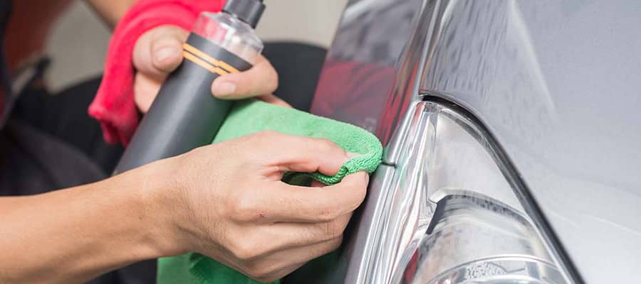 polishing car paint