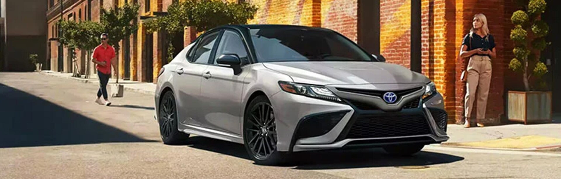 Toyota Hybrid Cars in Chicago, IL: How Do Hybrids Help the Environment?