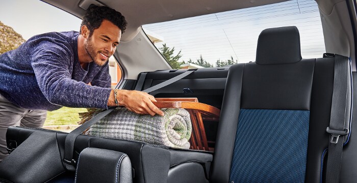 2019 Toyota Corolla rear split seats
