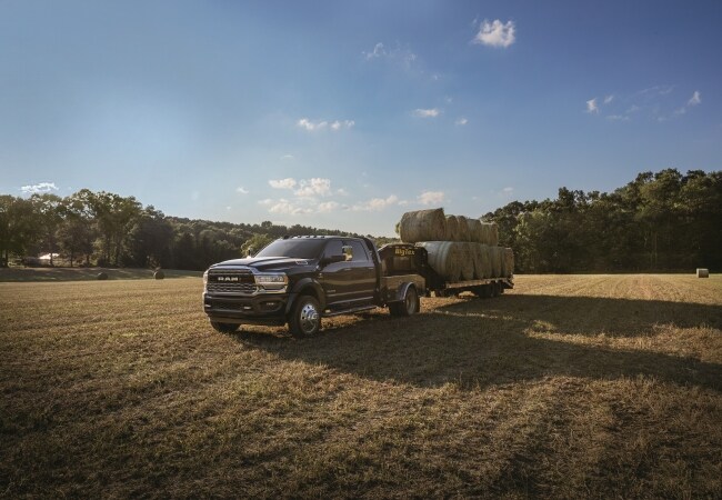 2019_ram_3500_2__large.jpg