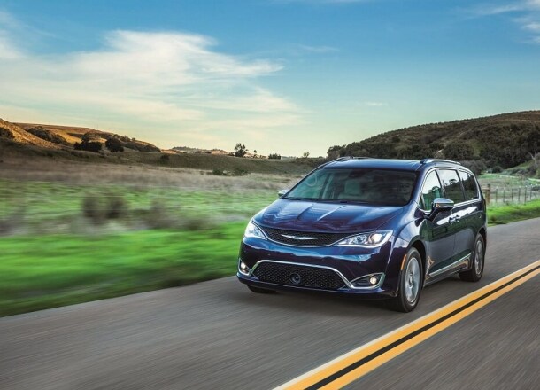 chrysler_pacifica_-_28__large.jpg