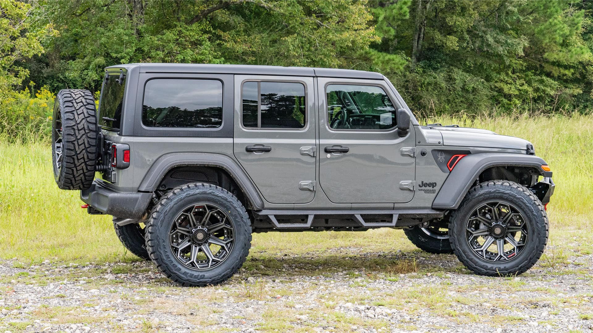 BW21-Wrangler-9-24-21-web_0006_Side.jpg