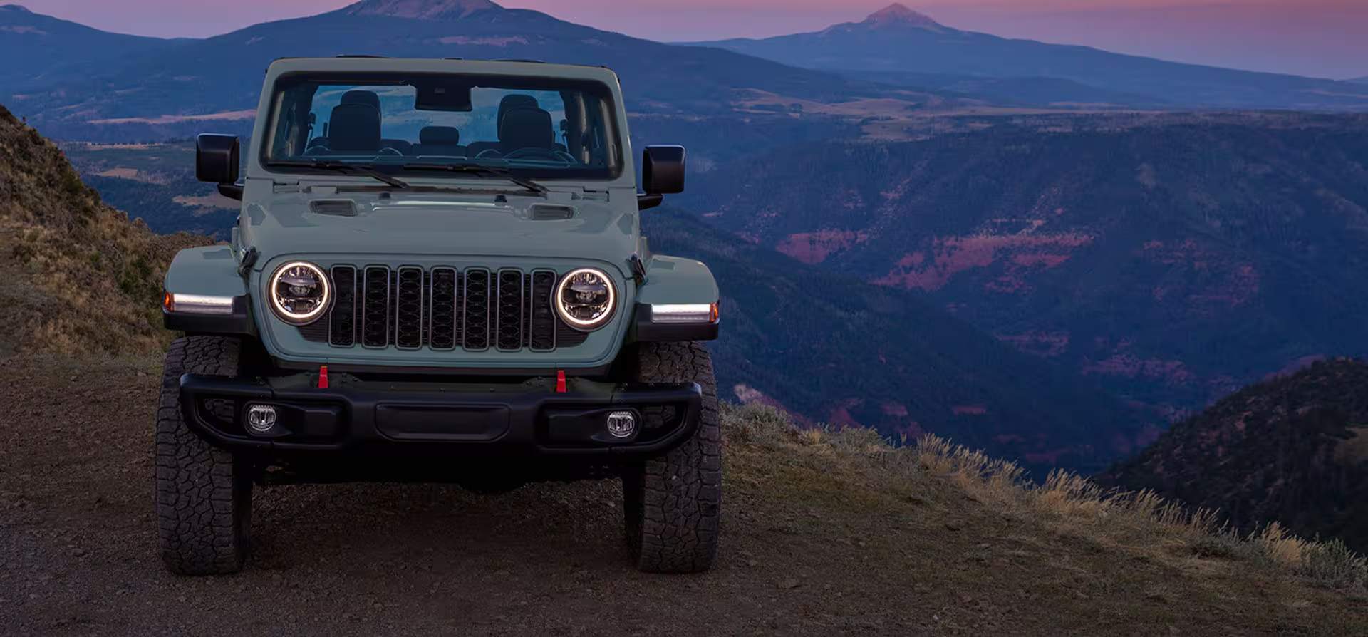 Jeep Gladiator Front View