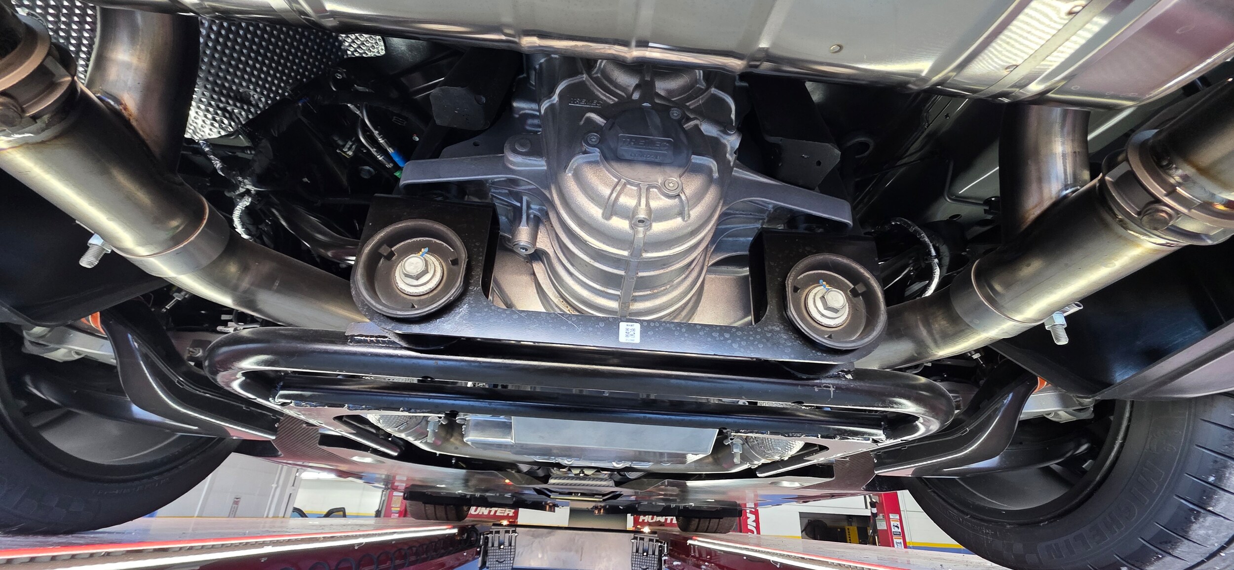 Ford Mustang GTD performance and track service