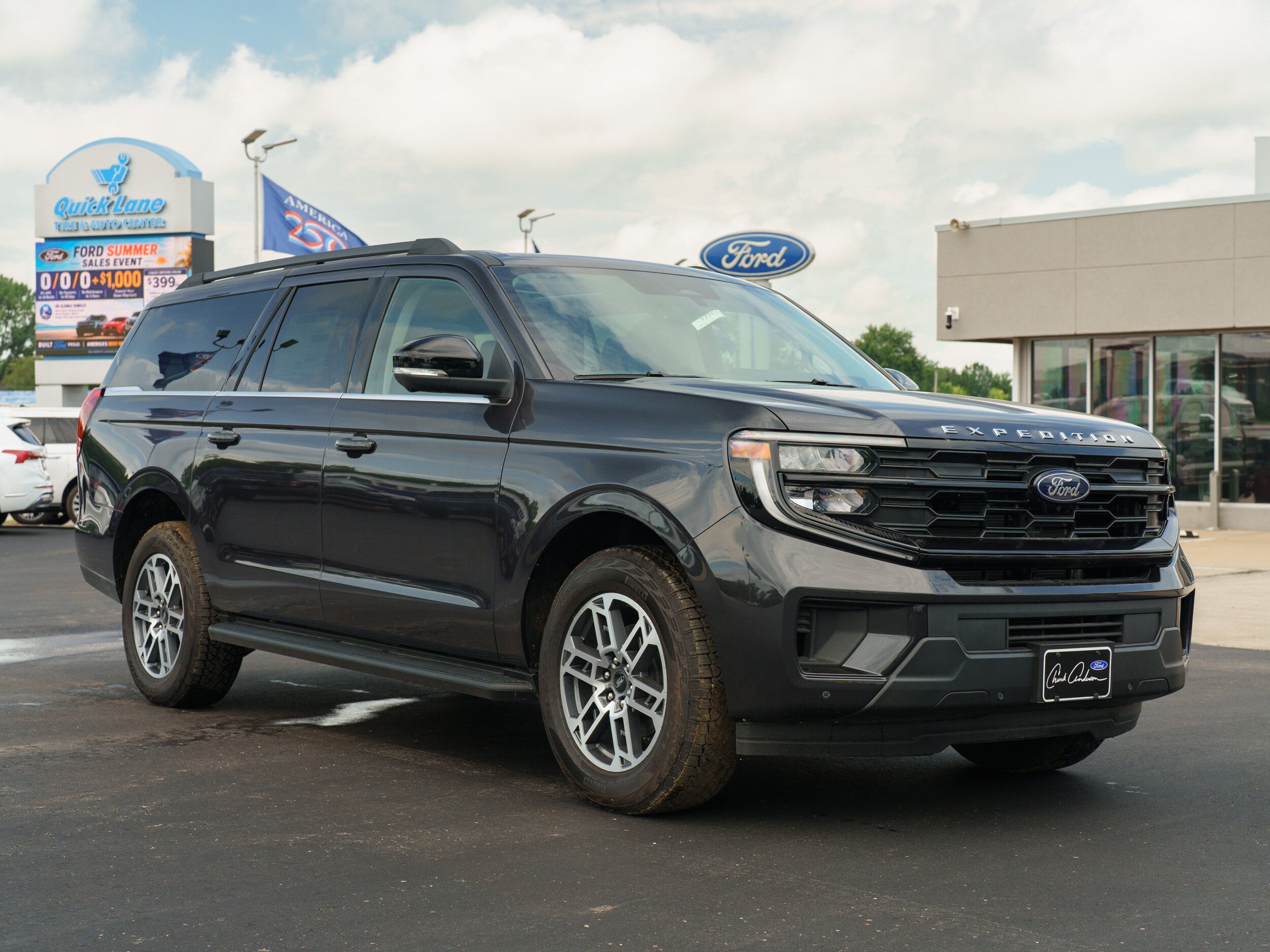 2027 Ford Expedition XL and XL MAX