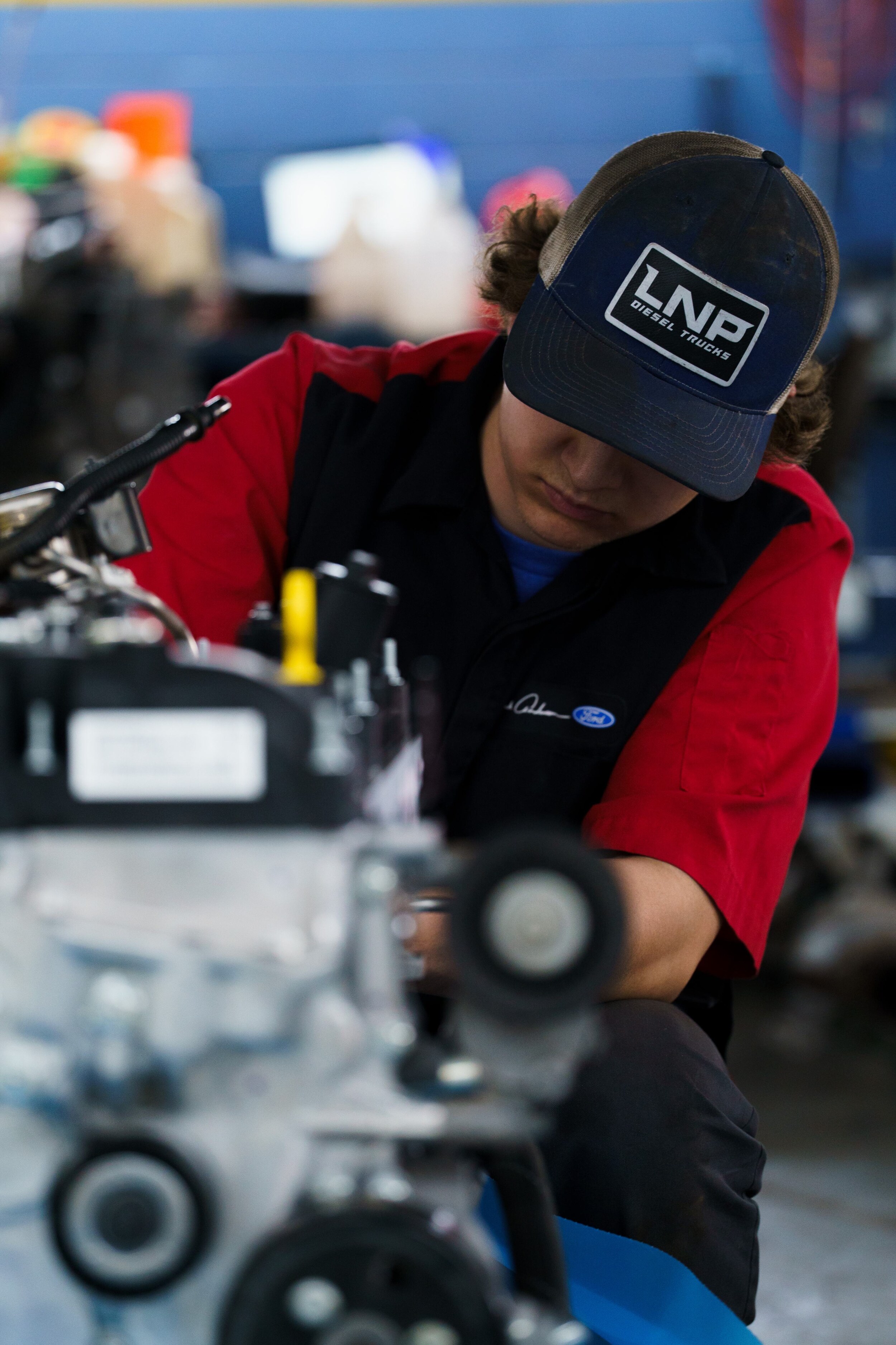 Automotive technician working in the Chuck Anderson Ford service department