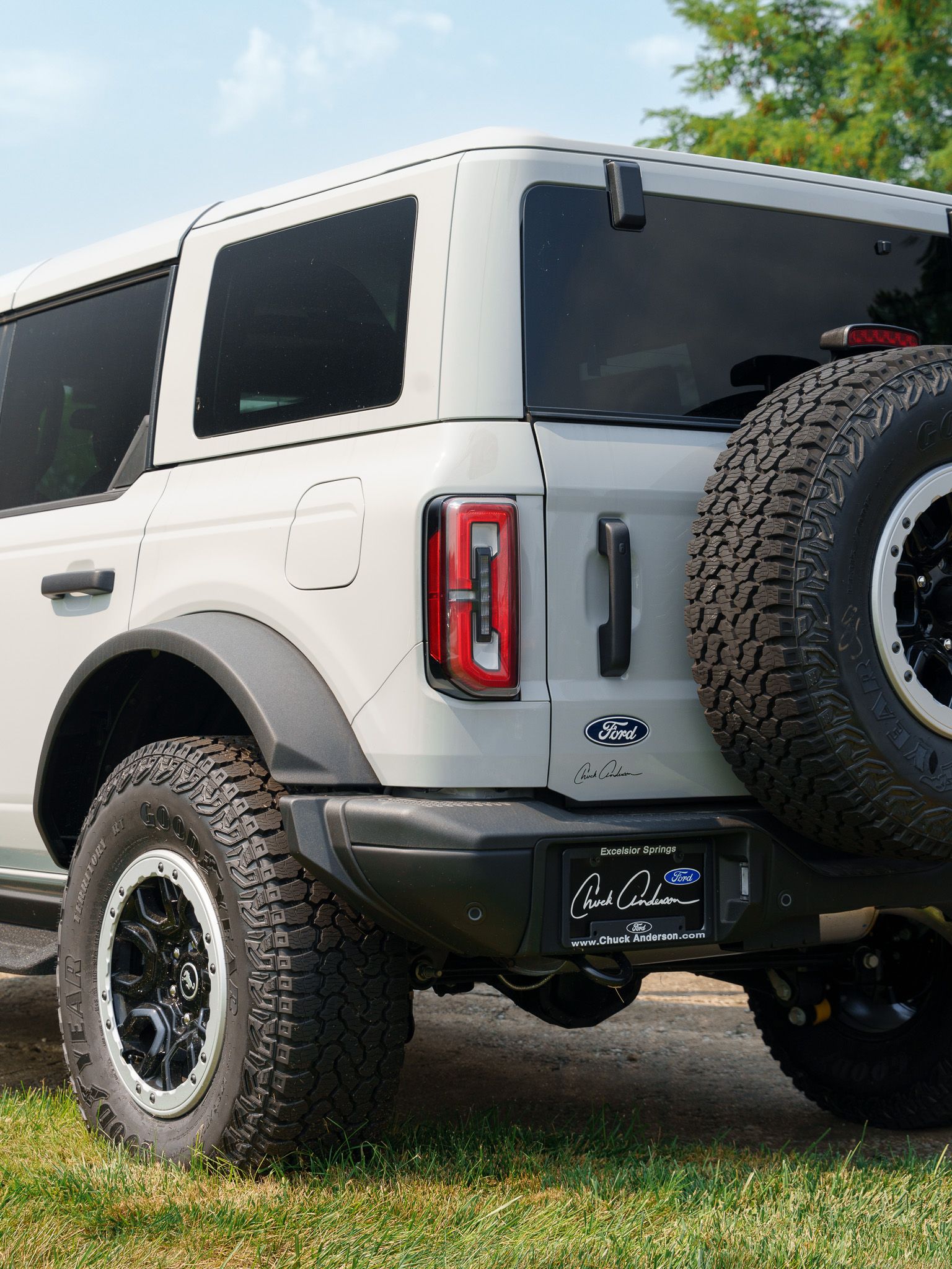 2026 Ford Bronco Heritage Edition