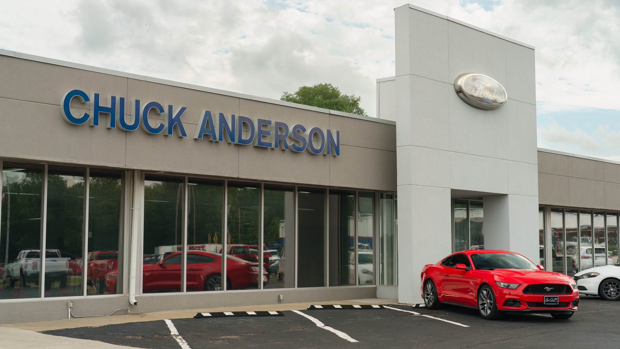 Ford financing and AXZD Plan purchase options at Chuck Anderson Ford