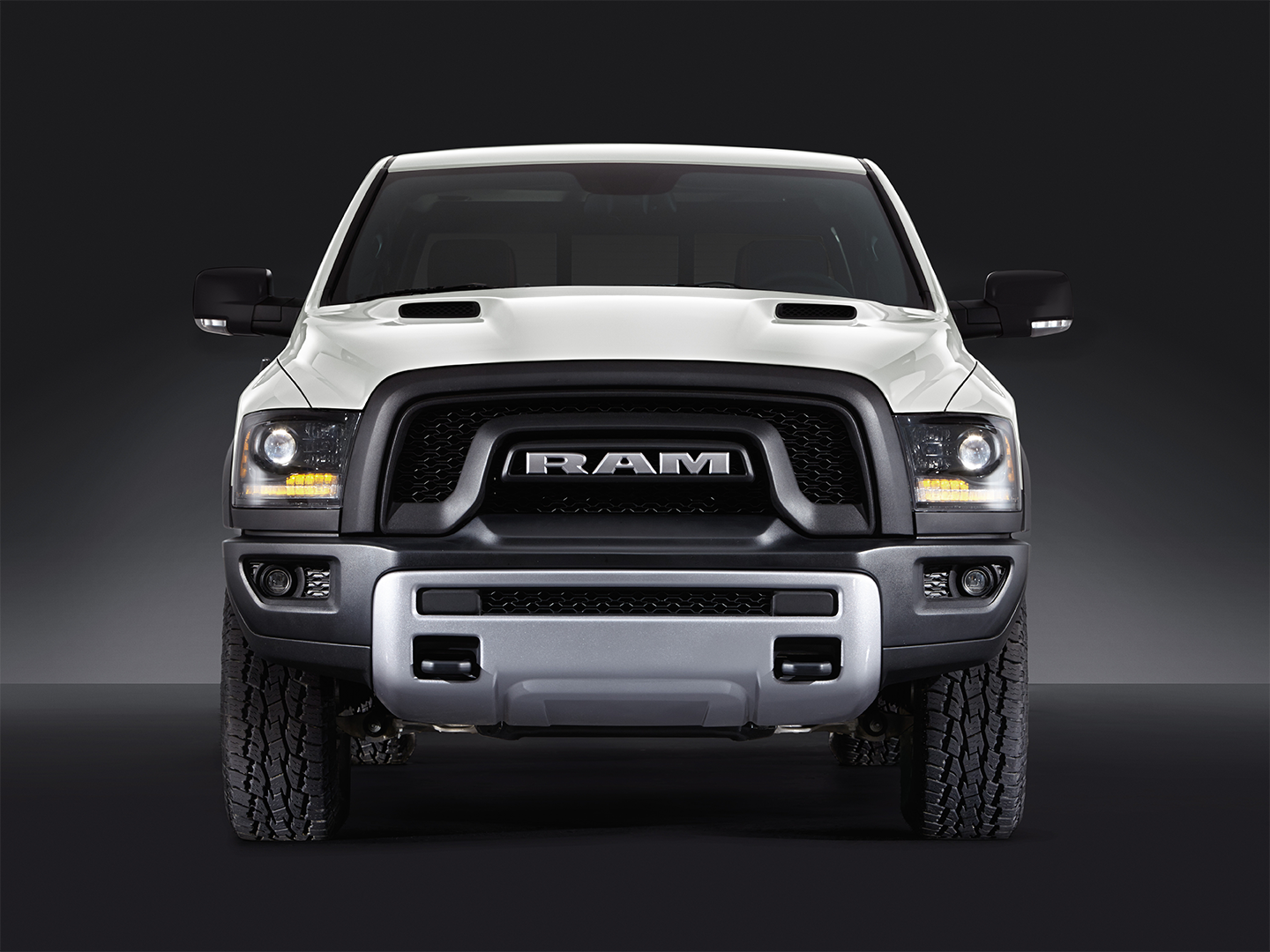 CHRY_RRB17US4_003---Bright-White.png