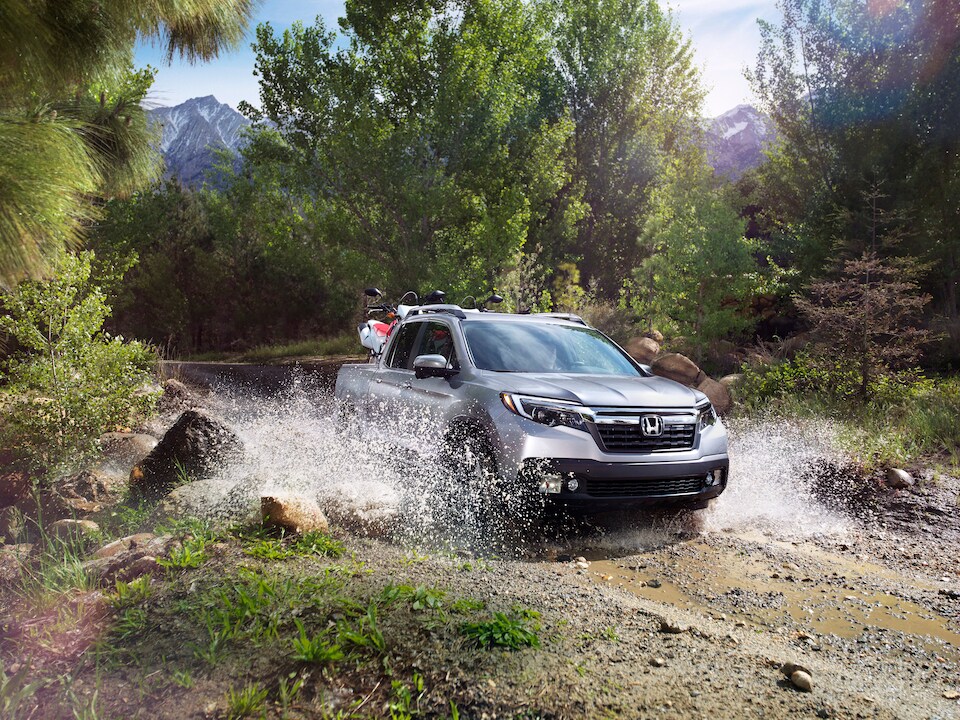 2019-Honda-Ridgeline.jpeg