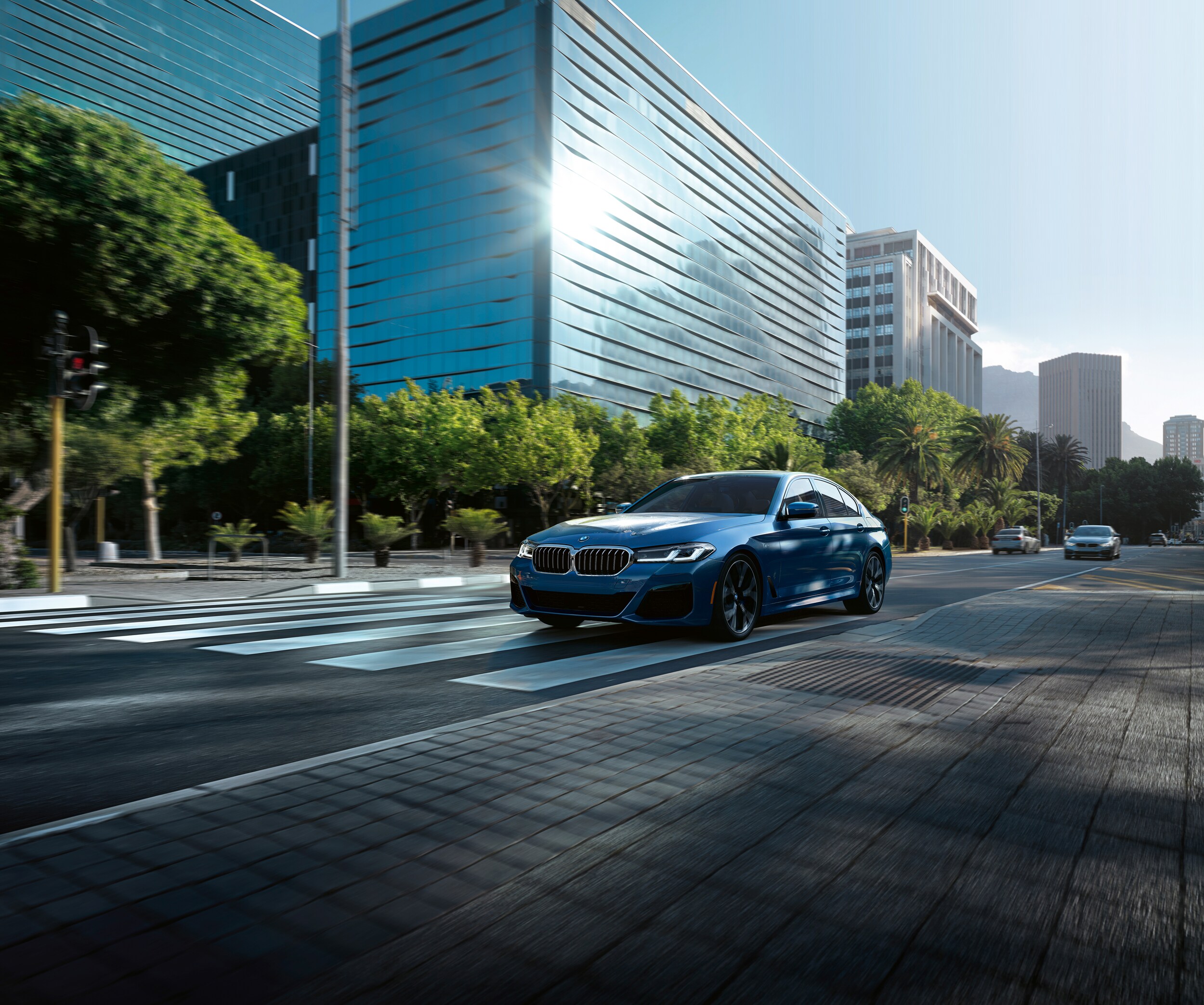 2023-BMW-5Series-M550ixDrive-Sedan-L04.jpg
