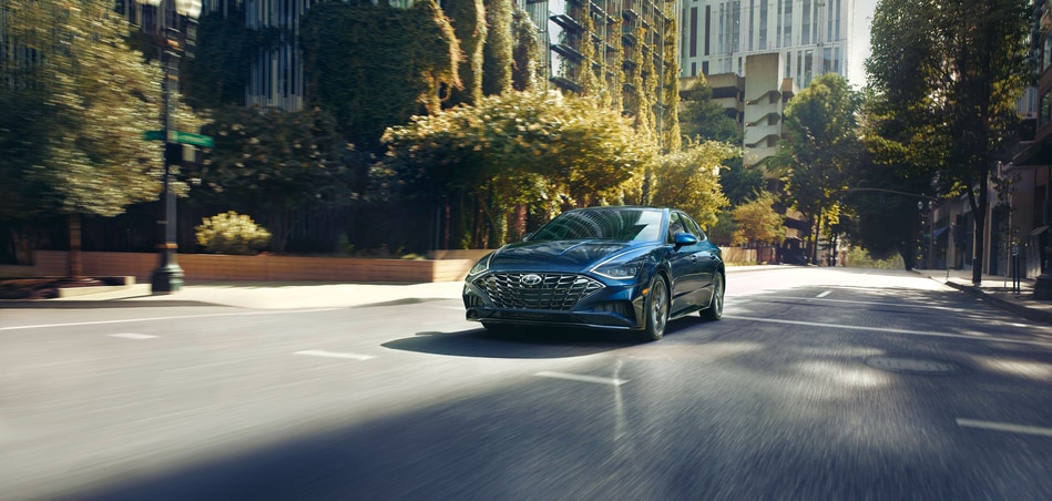2020-Hyundai-Sonata-Limited-Sedan-L01.png