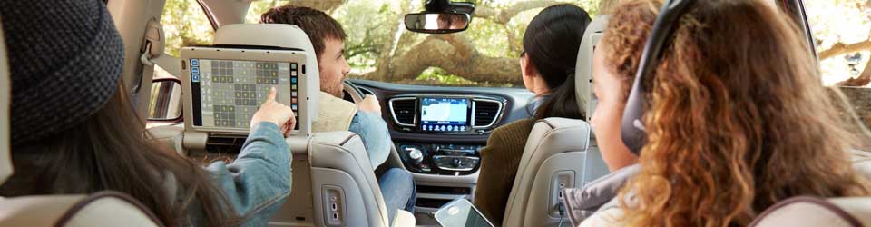 chrysler-pacifica-interior.jpg