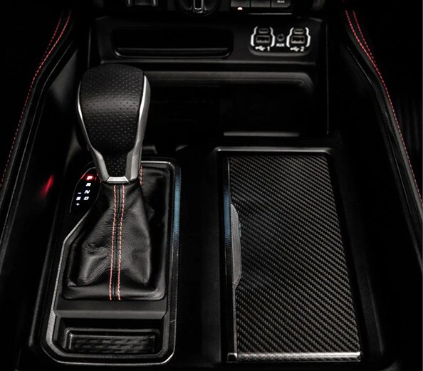 Interior 3.jpg