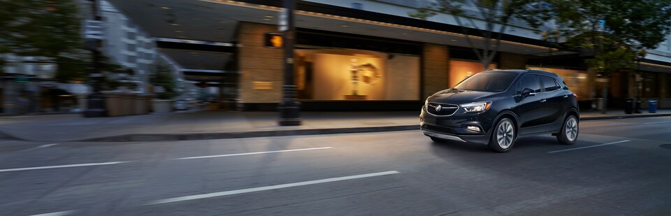 2021-Buick-Encore-Essence-SUV-L05.png