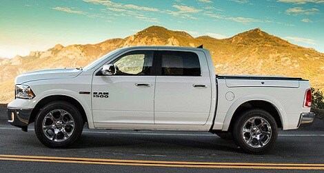 2015-Ram-1500-white.jpg