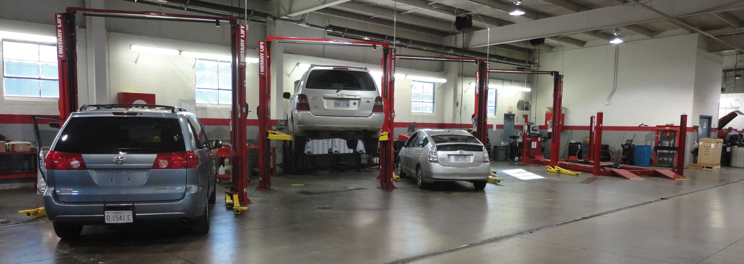 Service-Department-Inside-2.jpg